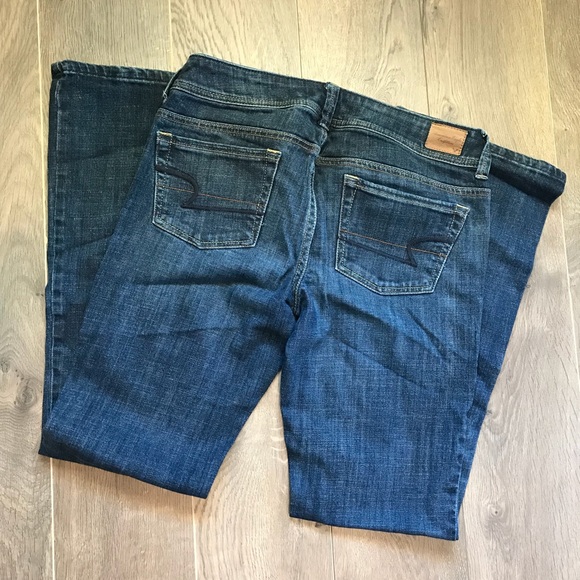 American Eagle bootcut jeans - Picture 2 of 3